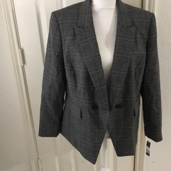 Tahari ASL Petite Double-Breasted Plaid Jacket - Picture 2 of 6